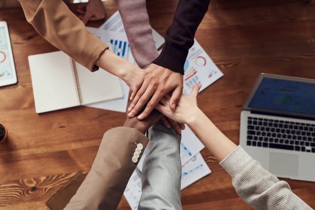 OFFSHORE | Monetiza